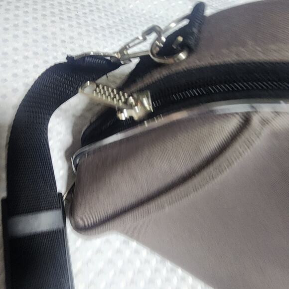 LUCA VERGANI EUC MAKEUP TRAVEL CARRY CASE CROSSBODY BAG - Picture 2 of 10